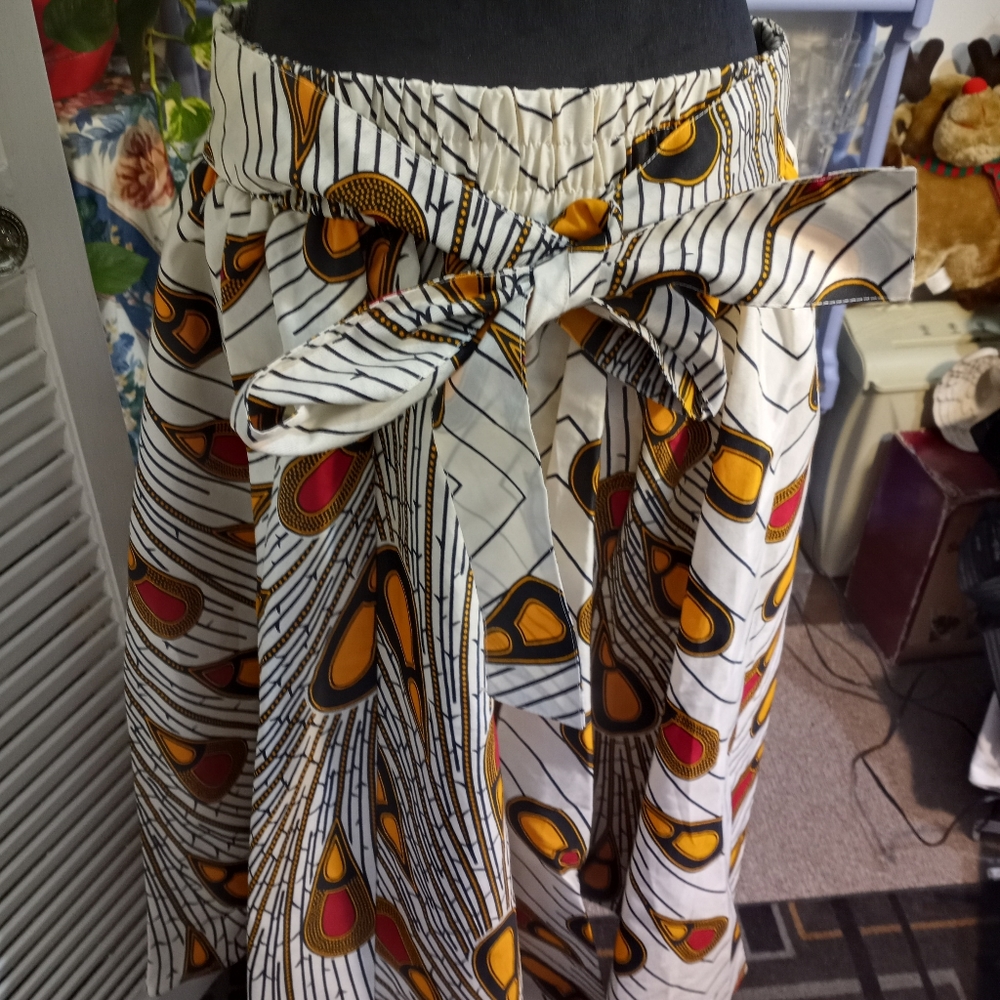 "Step In Style" African Skirt - Picture 10 of 13